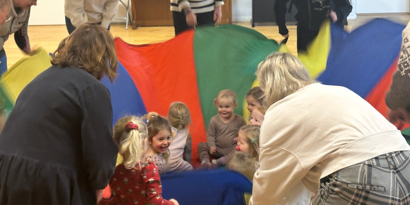 Liten og stor 2-4 år